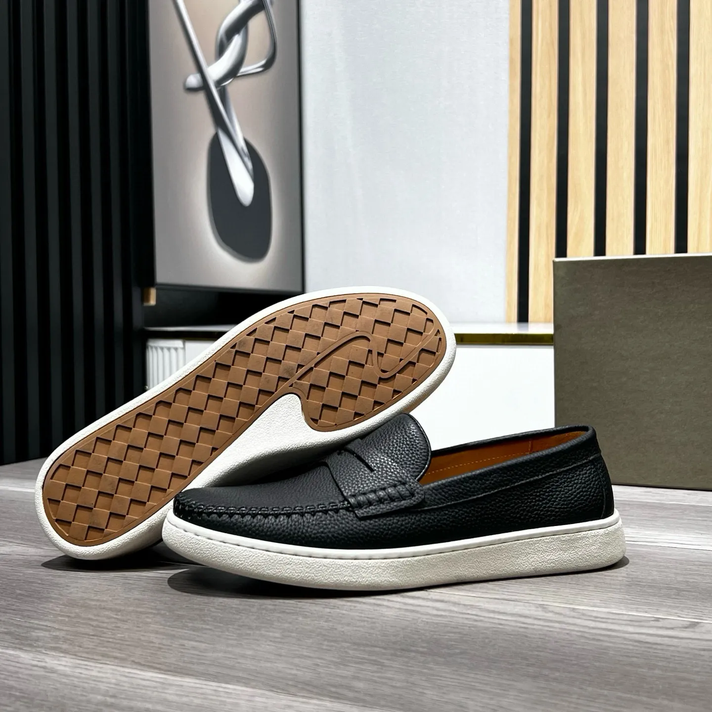 Ex-factory price 480 BV〰️Purely handmade classic men's beanie shoes👉👉driving shoes, slip-on shoes, made of Italian imported cowhide, 💕water-dyed cowhide lining, 🔊original outsole, waterproof platform design, comfortable for the feet. A good choice for traveling and driving, three colors available, code number: 38-44, (45 can be customized)